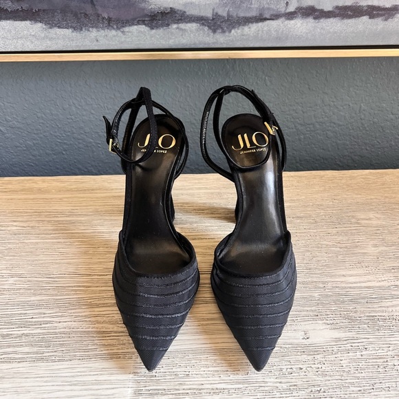 Jennifer Lopez Shoes - LIKE NEW!!!! Jennifer Lopez Torrie Elegant Black Heels